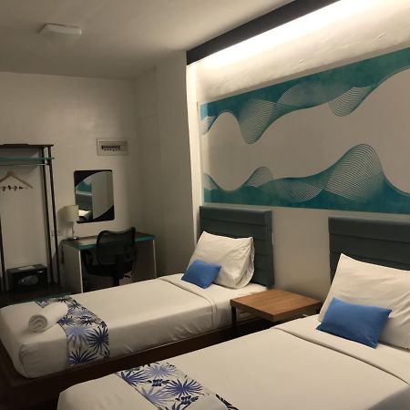 H Hotels - Metro North Uno Cidade Quezon Exterior foto