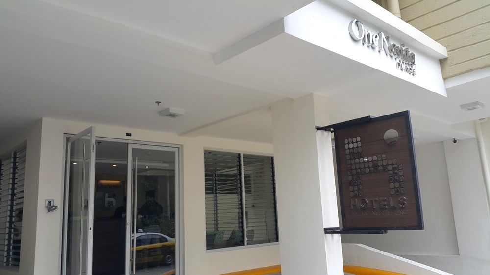 H Hotels - Metro North Uno Cidade Quezon Exterior foto